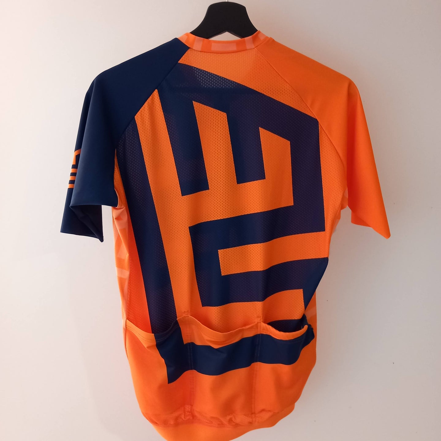 Orange / Navy